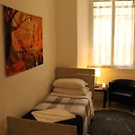 Orbis Hotel 2*