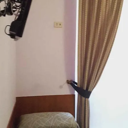 Orbis فندق