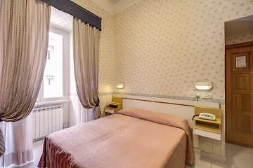 Orbis Hotel 2*
