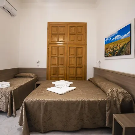 Orbis Hotel