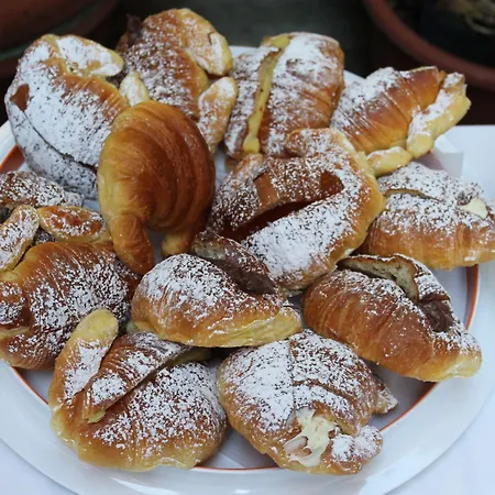 Ξενοδοχείο Orbis 2*