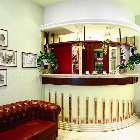 Hotel Orbis 2*